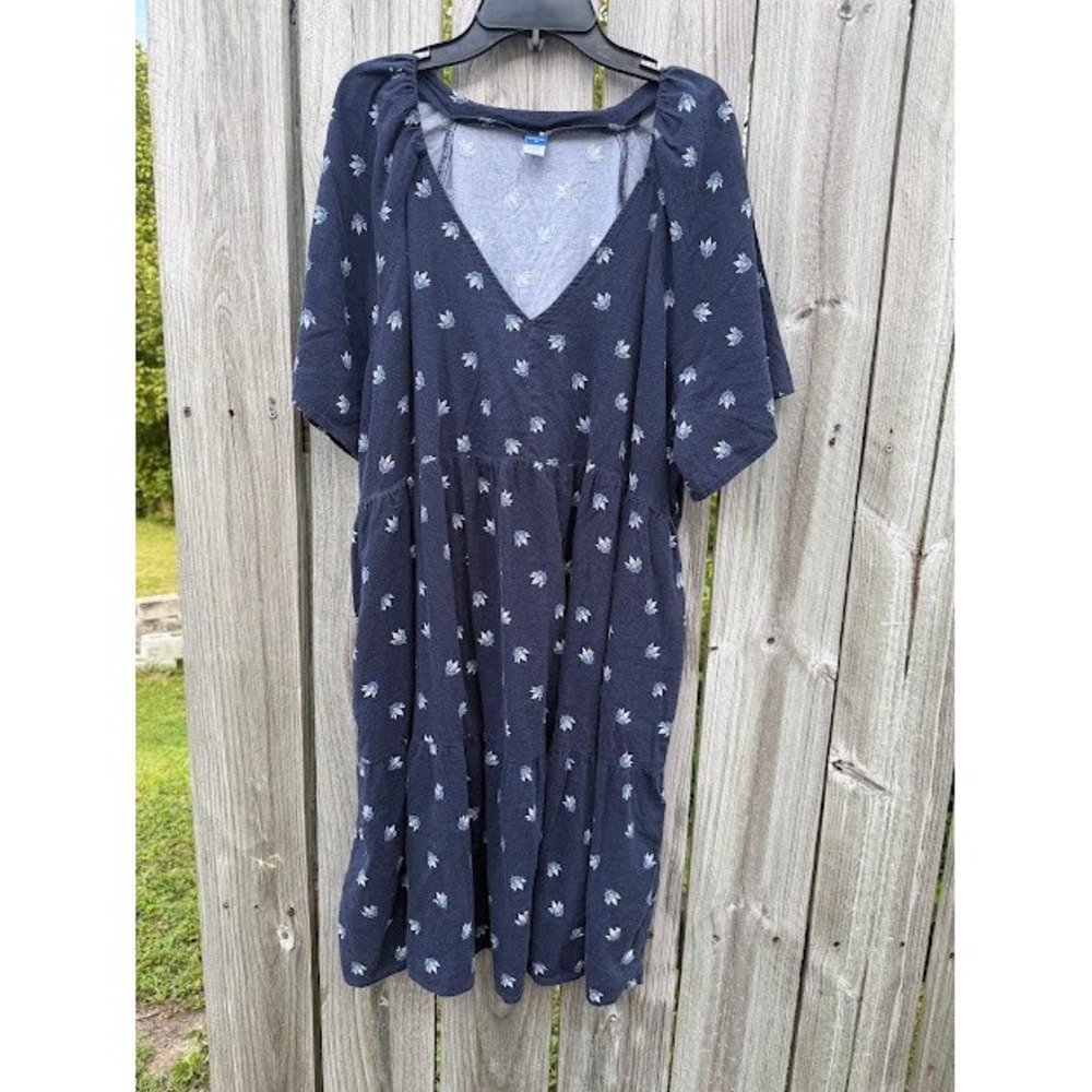 Maternity Boho Old Navy Swing Dress XL Navy Floral Tiered V-Neck Pocket Mini